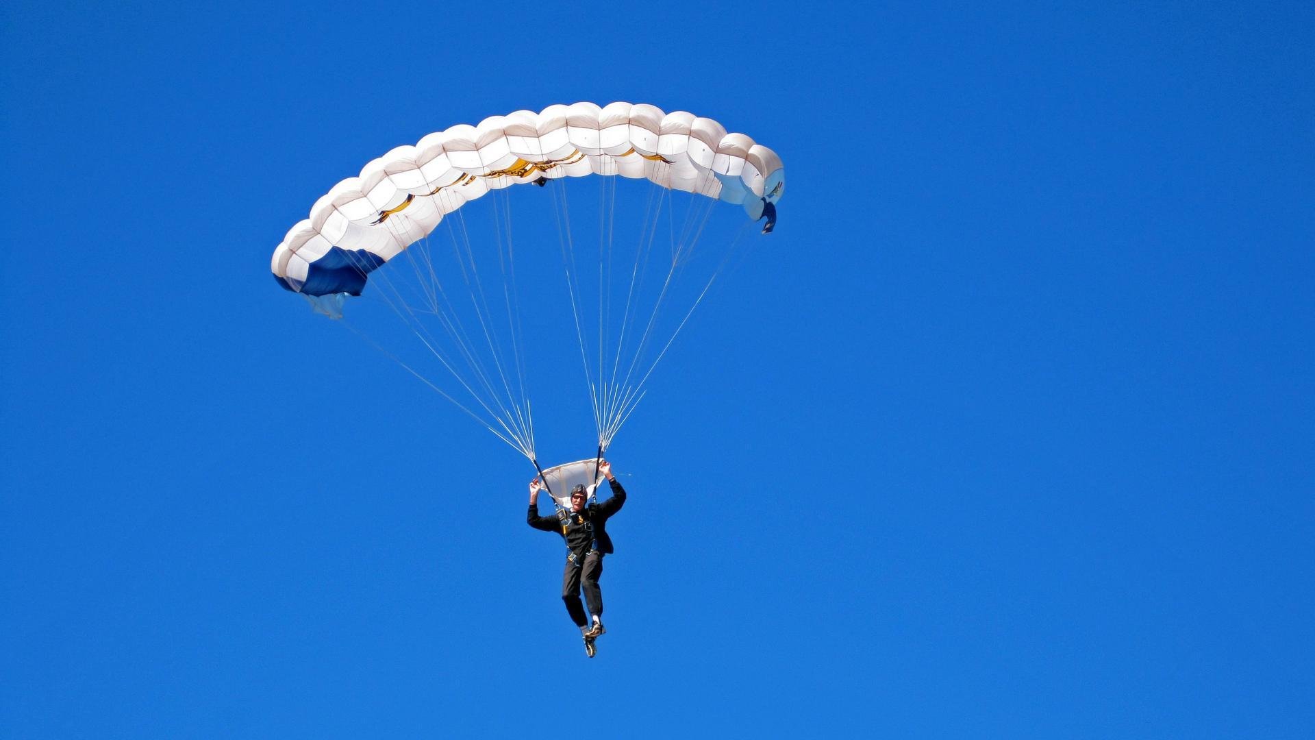  今夜澳网前瞻：詹姆斯伤情更新，广东男篮冲击连胜纪录