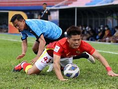 包含年终总决赛最新形势：广州队高居榜首，广州队强势追赶，冠军归属成迷的词条